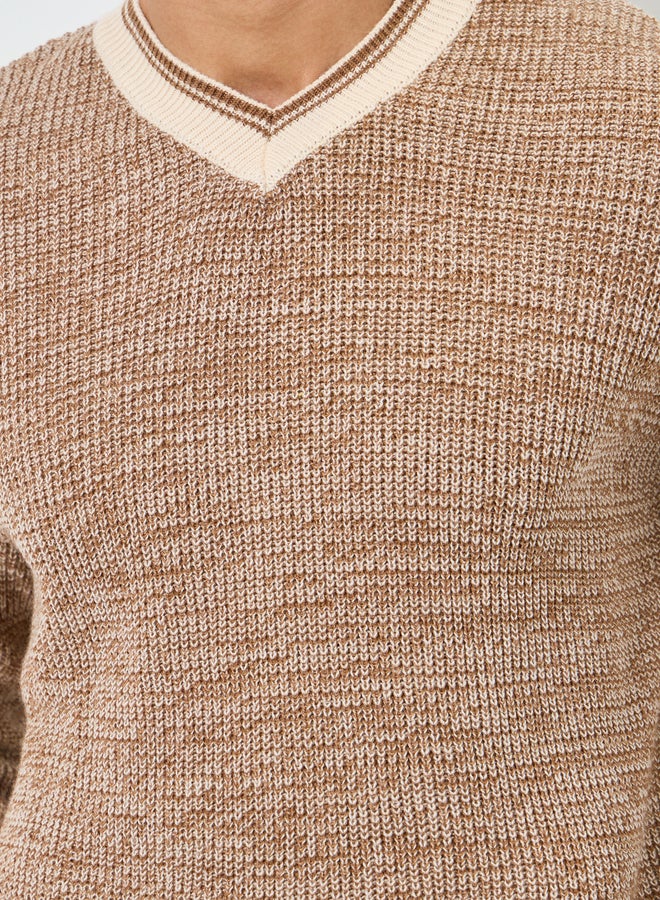 ستايلي سويتر محبوك بقصة مريحة - Image 4